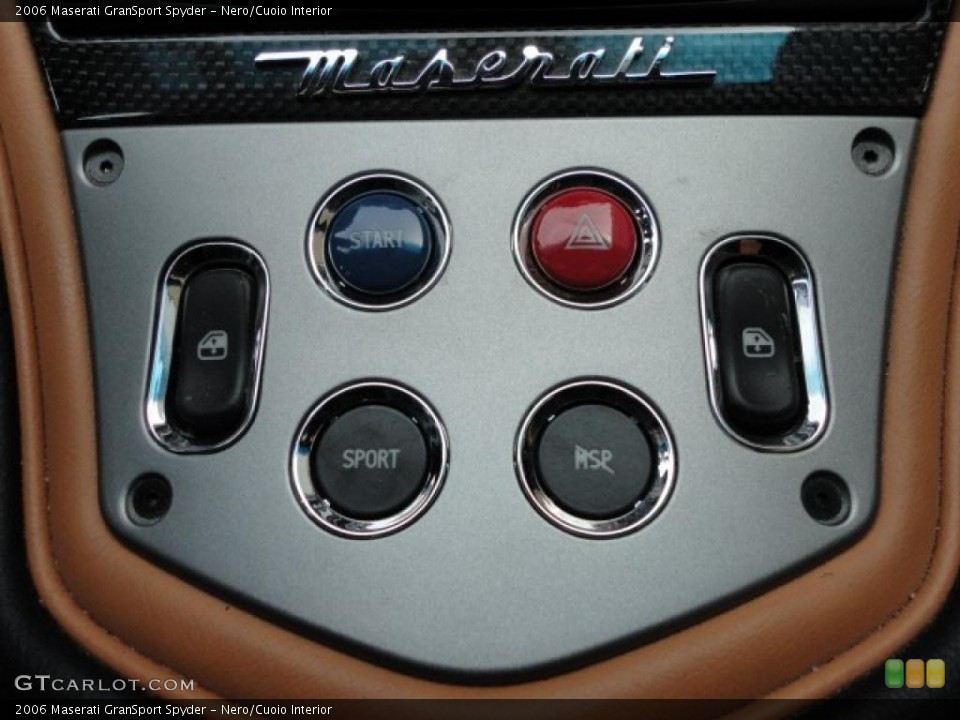 Nero/Cuoio Interior Controls for the 2006 Maserati GranSport Spyder #47241875