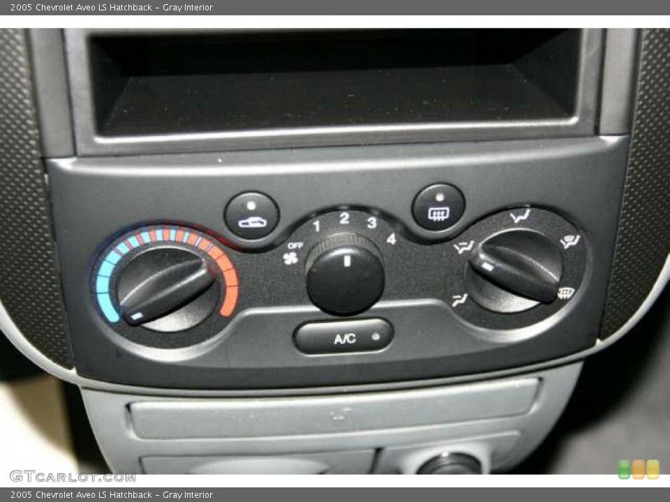 Gray Interior Controls for the 2005 Chevrolet Aveo LS Hatchback #47242763