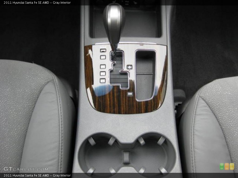 Gray Interior Transmission for the 2011 Hyundai Santa Fe SE AWD #47243159