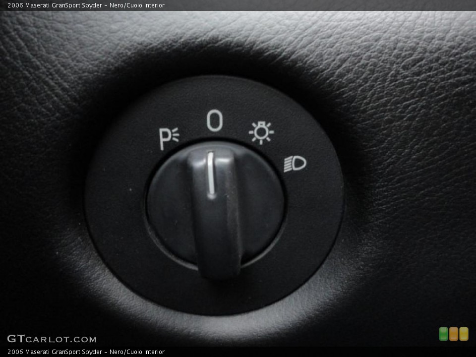 Nero/Cuoio Interior Controls for the 2006 Maserati GranSport Spyder #47245301