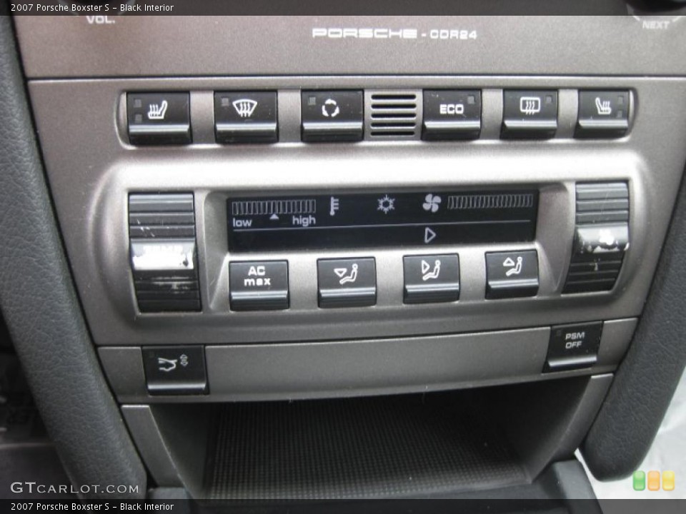 Black Interior Controls for the 2007 Porsche Boxster S #47245802