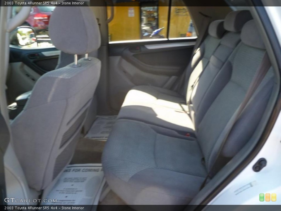 Stone Interior Photo for the 2003 Toyota 4Runner SR5 4x4 #47245868