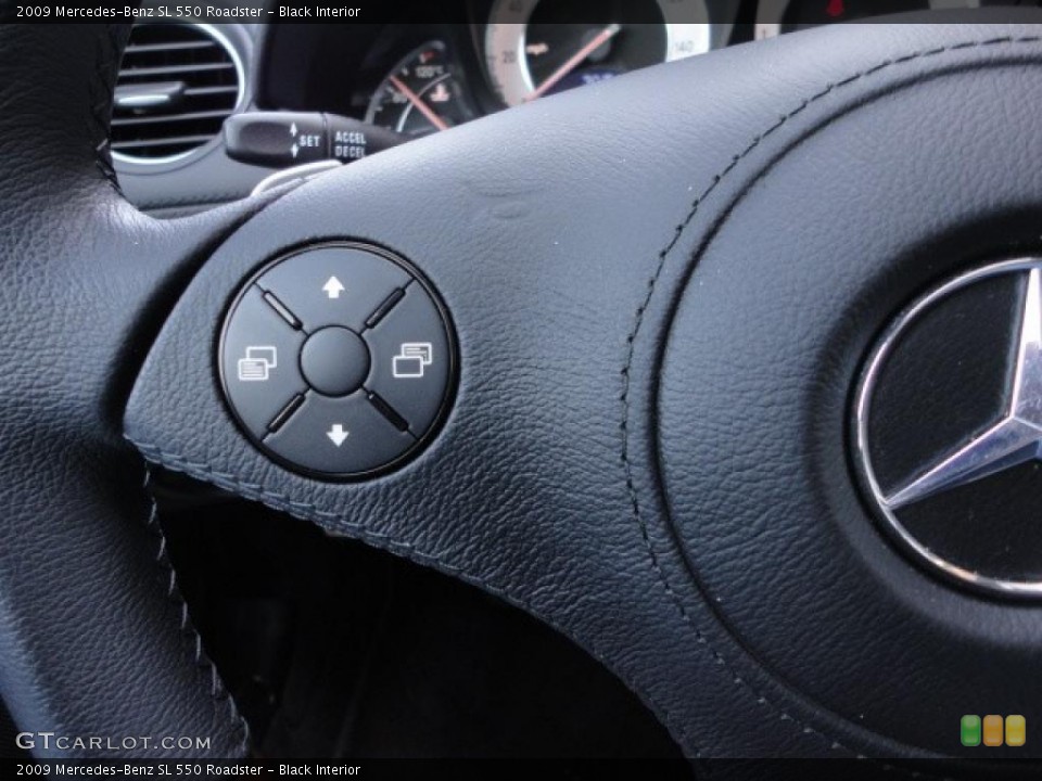 Black Interior Controls for the 2009 Mercedes-Benz SL 550 Roadster #47246852
