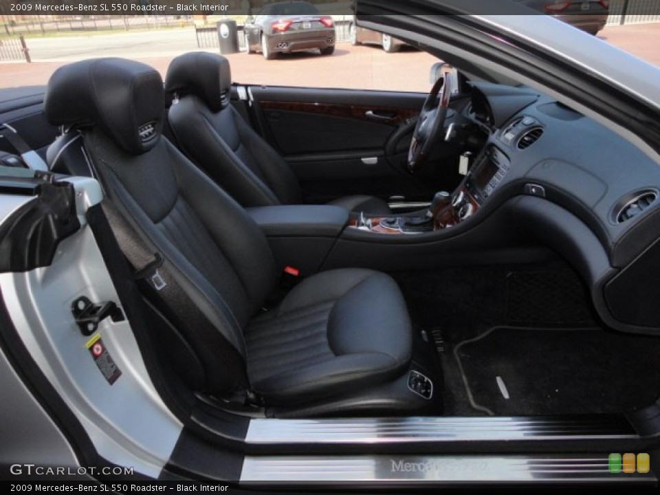 Black Interior Photo for the 2009 Mercedes-Benz SL 550 Roadster #47247026