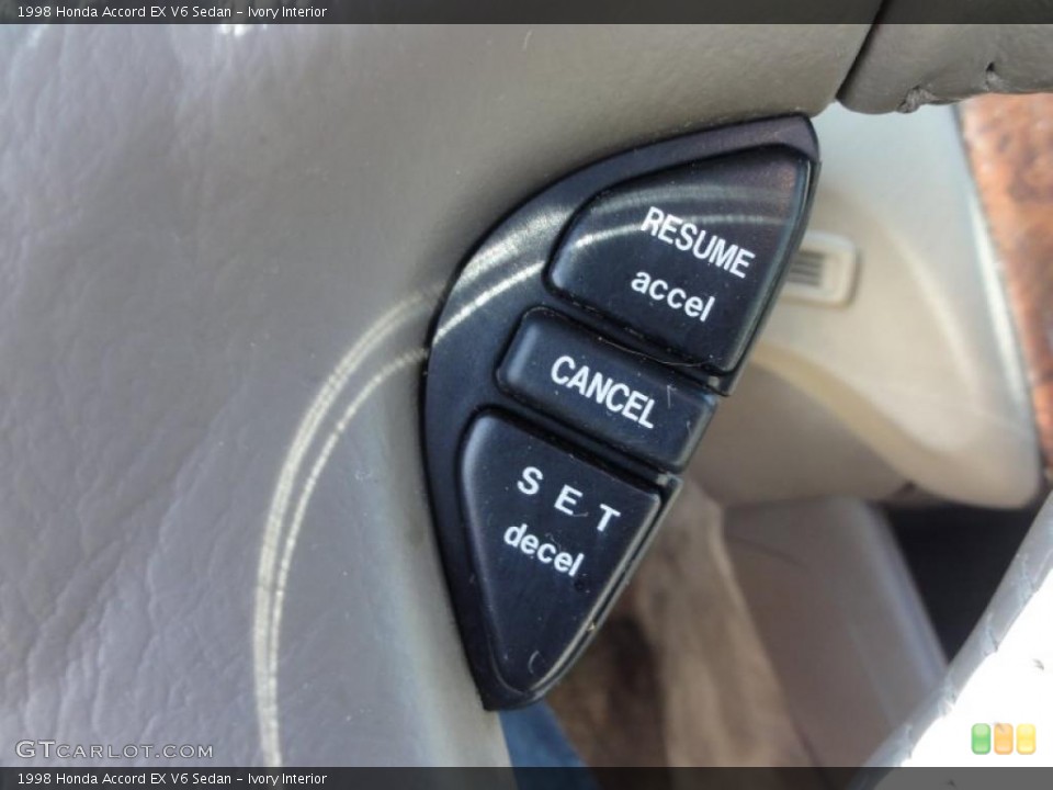 Ivory Interior Controls for the 1998 Honda Accord EX V6 Sedan #47249528