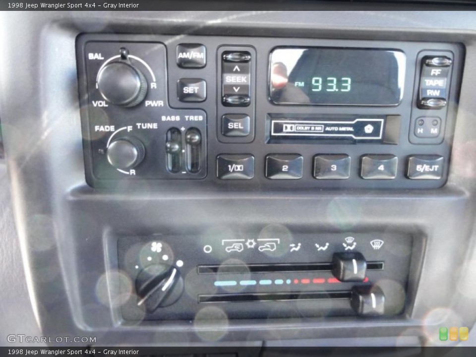 Gray Interior Controls for the 1998 Jeep Wrangler Sport 4x4 #47249936