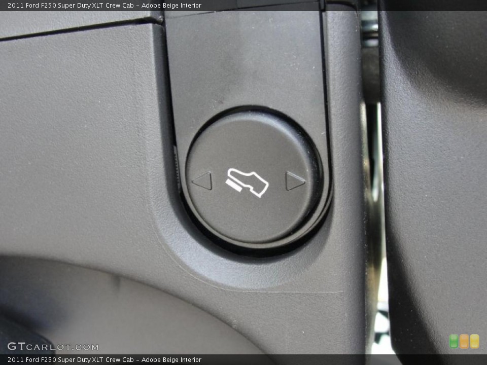 Adobe Beige Interior Controls for the 2011 Ford F250 Super Duty XLT Crew Cab #47253584