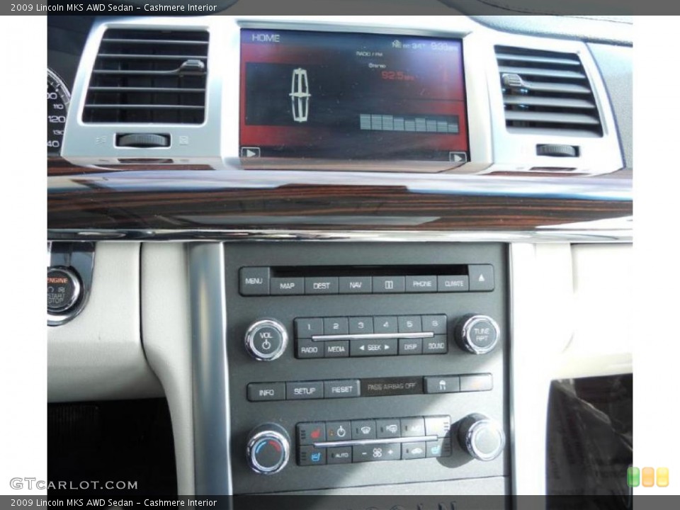 Cashmere Interior Controls for the 2009 Lincoln MKS AWD Sedan #47254418