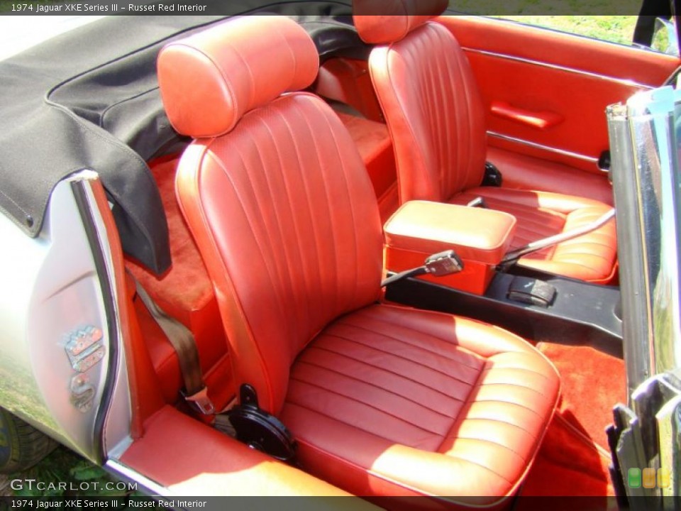Russet Red Interior Photo for the 1974 Jaguar XKE Series III #47268566