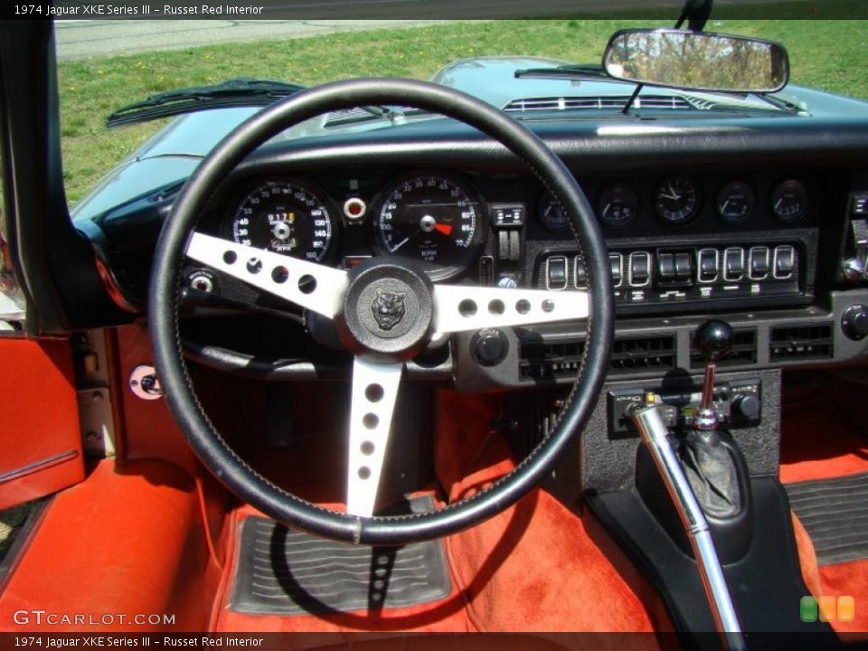 Russet Red Interior Steering Wheel for the 1974 Jaguar XKE Series III #47268581