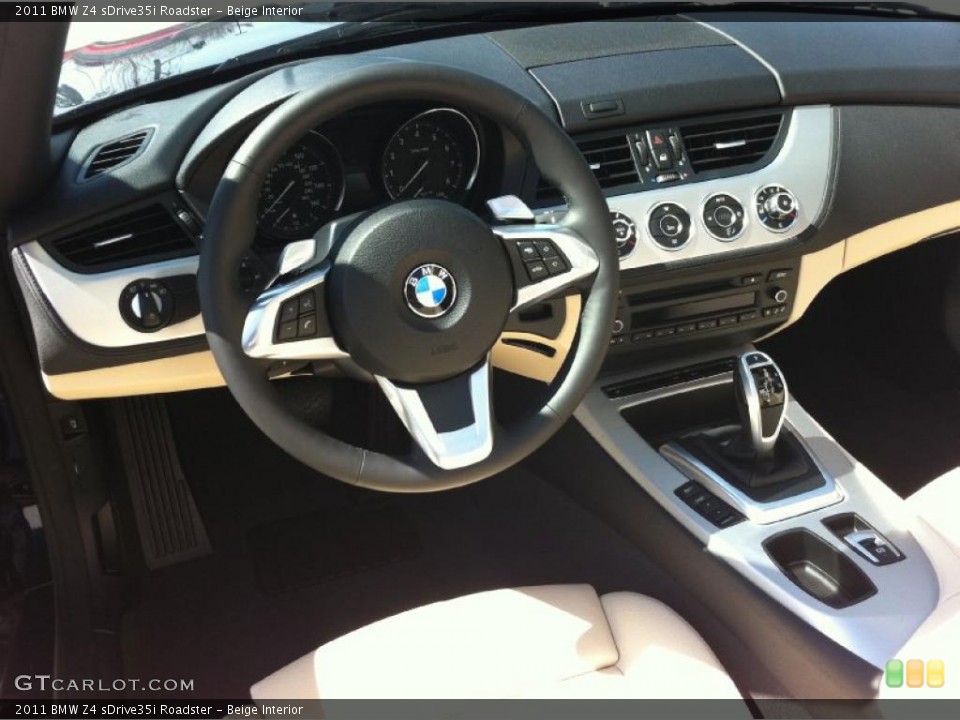 Beige Interior Dashboard for the 2011 BMW Z4 sDrive35i Roadster #47270930