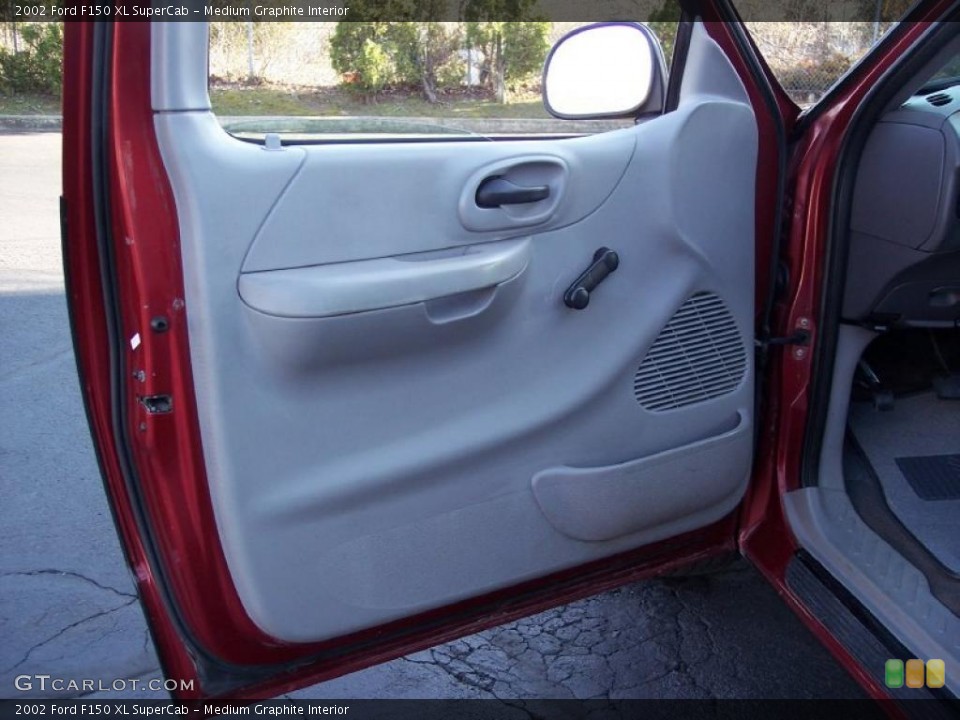 Medium Graphite Interior Door Panel for the 2002 Ford F150 XL SuperCab #47271011
