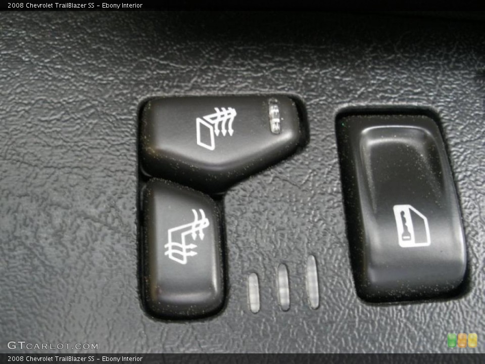 Ebony Interior Controls for the 2008 Chevrolet TrailBlazer SS #47272799