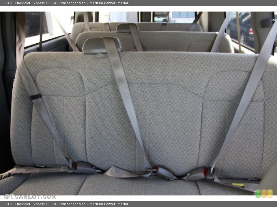 Medium Pewter Interior Photo for the 2010 Chevrolet Express LS 3500 Passenger Van #47273000