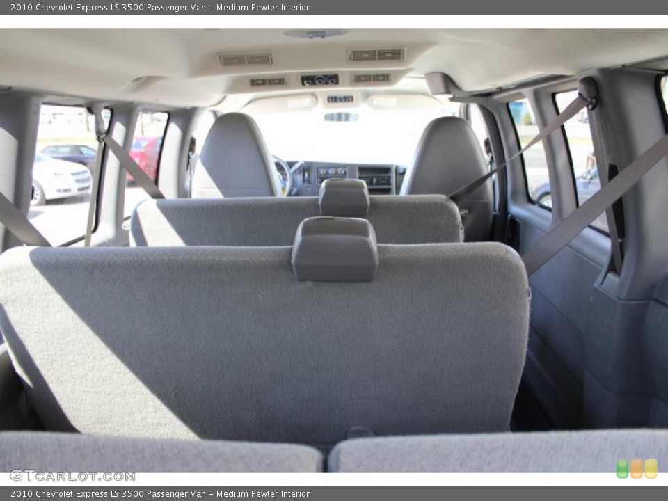 Medium Pewter Interior Photo for the 2010 Chevrolet Express LS 3500 Passenger Van #47273015