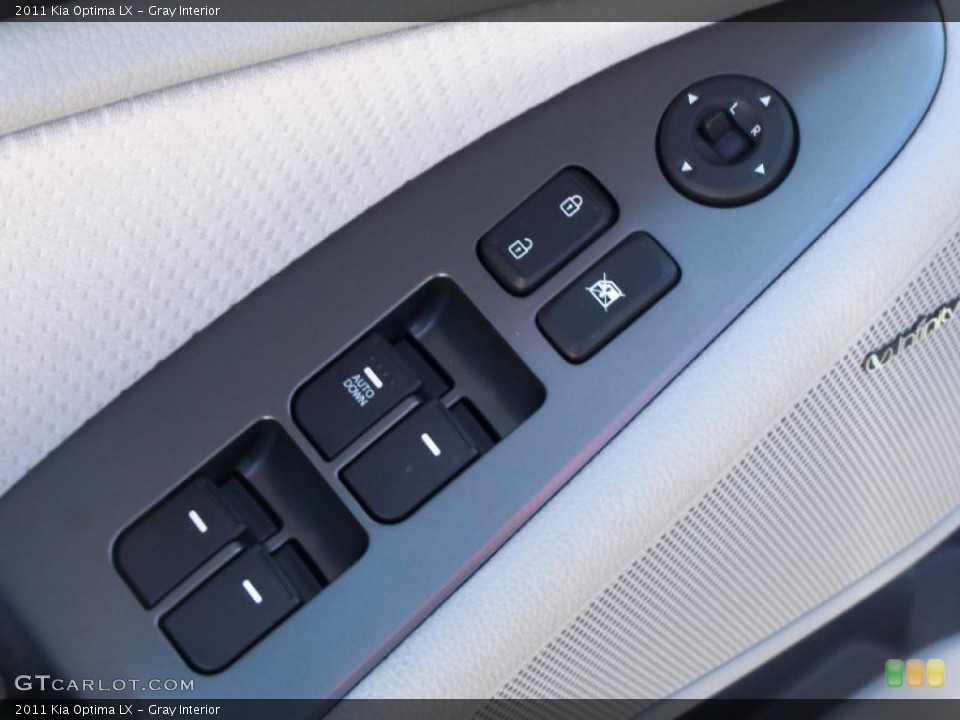 Gray Interior Controls for the 2011 Kia Optima LX #47275103