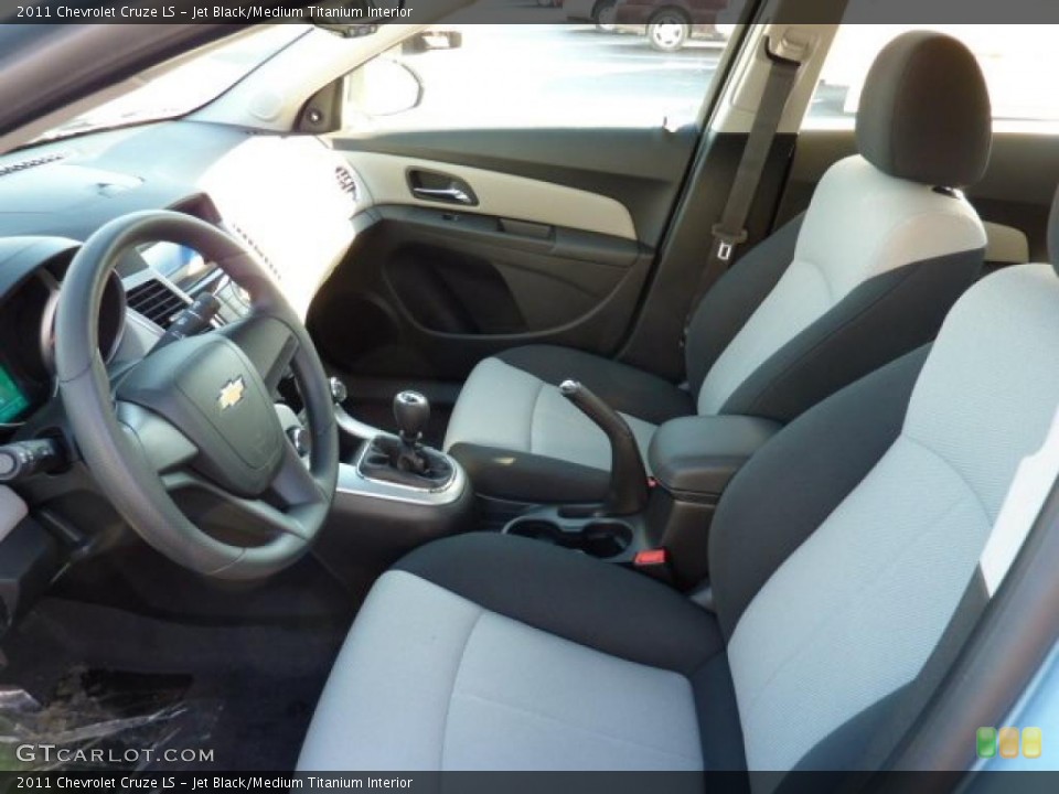 Jet Black/Medium Titanium Interior Photo for the 2011 Chevrolet Cruze LS #47281023