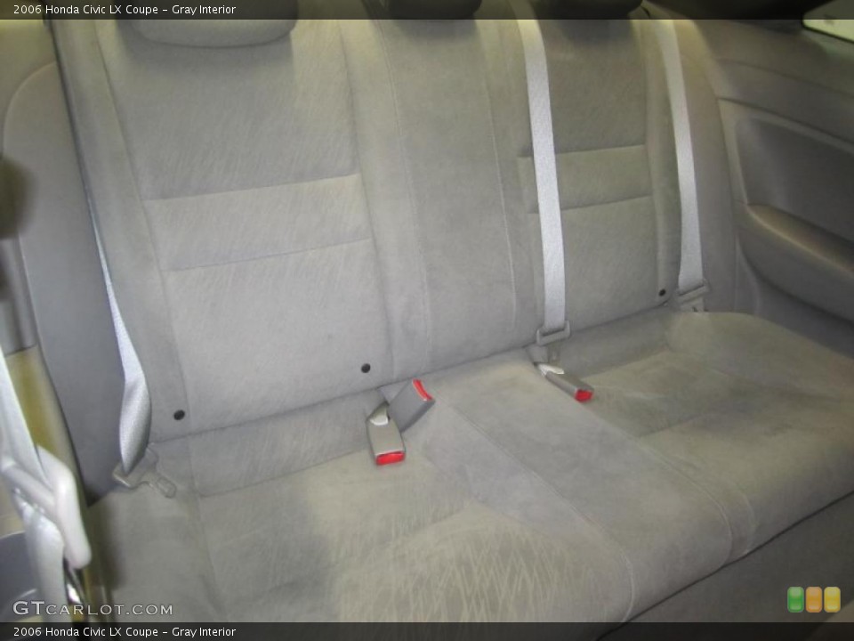 Gray Interior Photo for the 2006 Honda Civic LX Coupe #47281710