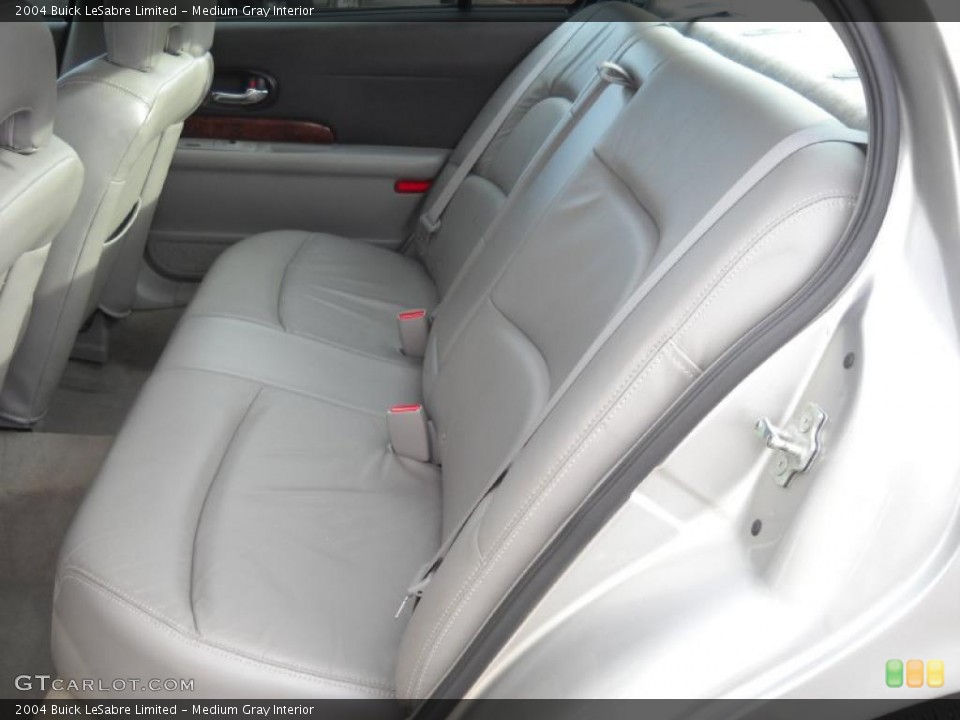 Medium Gray Interior Photo for the 2004 Buick LeSabre Limited #47282532