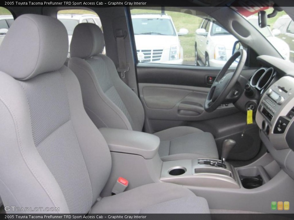 Graphite Gray Interior Photo for the 2005 Toyota Tacoma PreRunner TRD Sport Access Cab #47284035