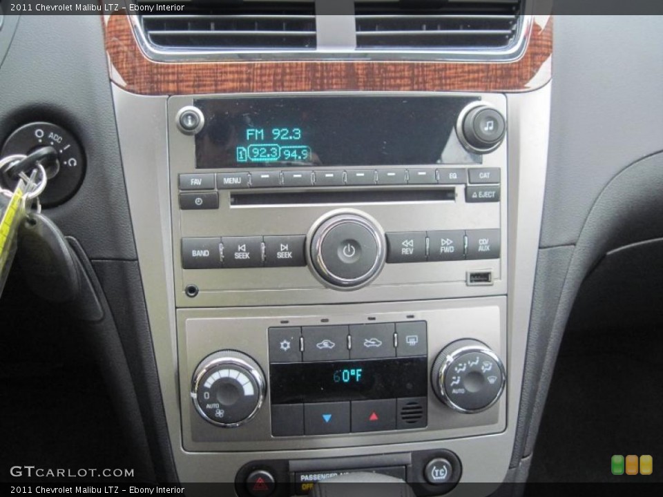 Ebony Interior Controls for the 2011 Chevrolet Malibu LTZ #47284872