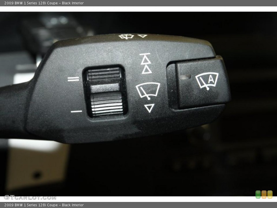 Black Interior Controls for the 2009 BMW 1 Series 128i Coupe #47289432