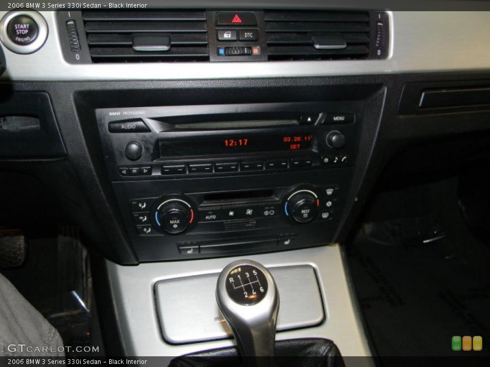 Black Interior Controls for the 2006 BMW 3 Series 330i Sedan #47290542