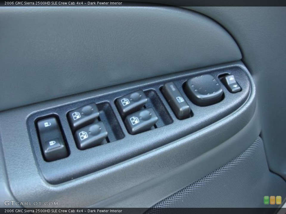 Dark Pewter Interior Controls for the 2006 GMC Sierra 2500HD SLE Crew Cab 4x4 #47293886