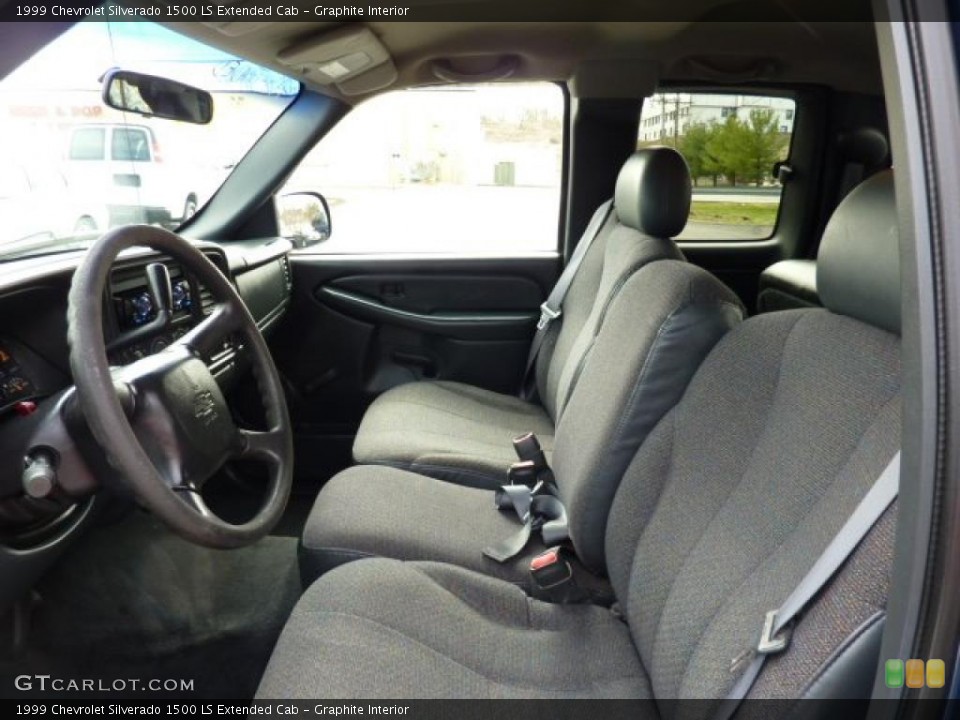 Graphite Interior Photo for the 1999 Chevrolet Silverado 1500 LS Extended Cab #47295152