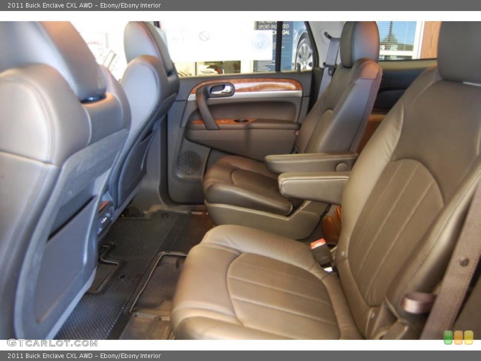 Ebony/Ebony Interior Photo for the 2011 Buick Enclave CXL AWD #47297528