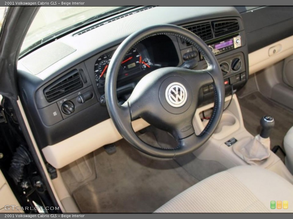 Beige Interior Photo for the 2001 Volkswagen Cabrio GLS #47299400