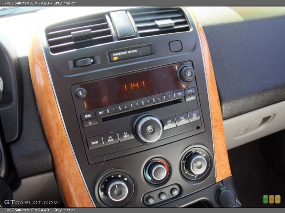 Gray Interior Controls for the 2007 Saturn VUE V6 AWD #47300090
