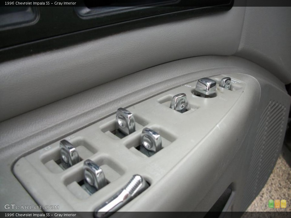 Gray Interior Controls for the 1996 Chevrolet Impala SS #47303345