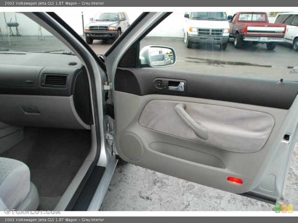 Grey Interior Door Panel for the 2003 Volkswagen Jetta GLS 1.8T Wagon #47303816