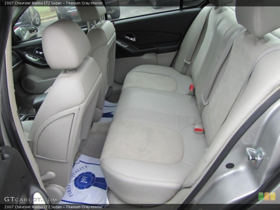 Titanium Gray Interior Photo for the 2007 Chevrolet Malibu LTZ Sedan #47304011