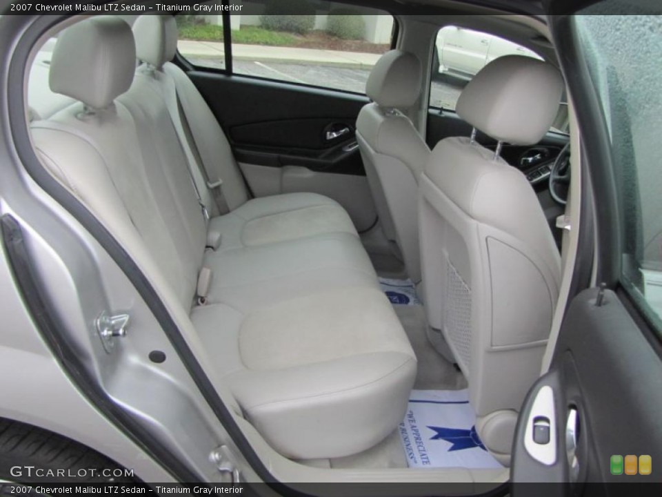 Titanium Gray Interior Photo for the 2007 Chevrolet Malibu LTZ Sedan #47304050