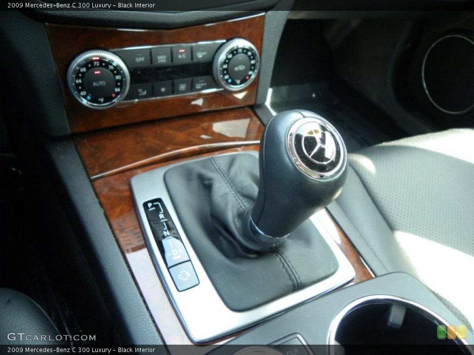 Black Interior Transmission for the 2009 Mercedes-Benz C 300 Luxury #47306201