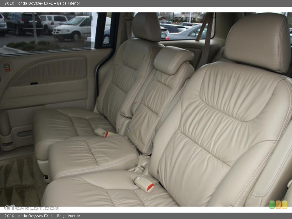 Beige Interior Photo for the 2010 Honda Odyssey EX-L #47307788