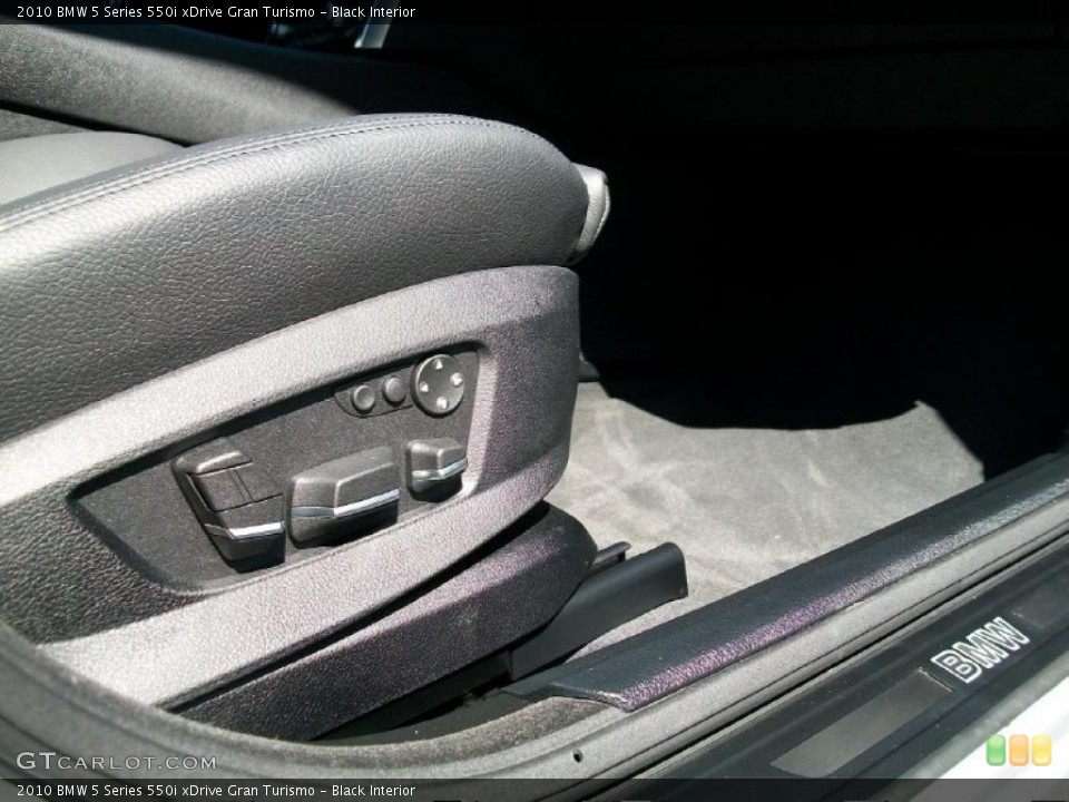 Black Interior Controls for the 2010 BMW 5 Series 550i xDrive Gran Turismo #47309855