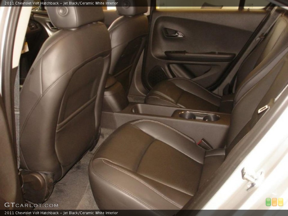 Jet Black/Ceramic White Interior Photo for the 2011 Chevrolet Volt Hatchback #47310647