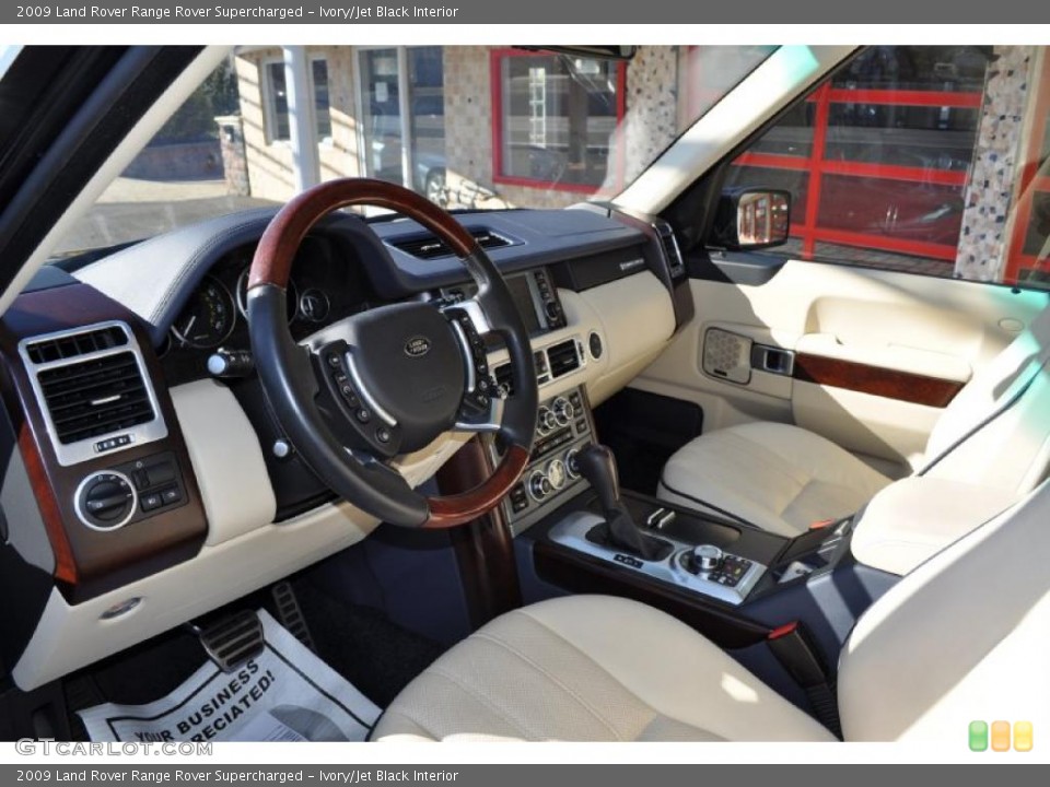 Ivory/Jet Black Interior Photo for the 2009 Land Rover Range Rover Supercharged #47316035