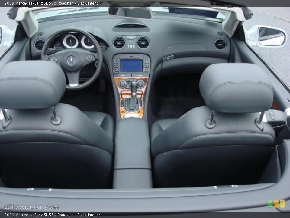 Black Interior Photo for the 2009 Mercedes-Benz SL 550 Roadster #47320007