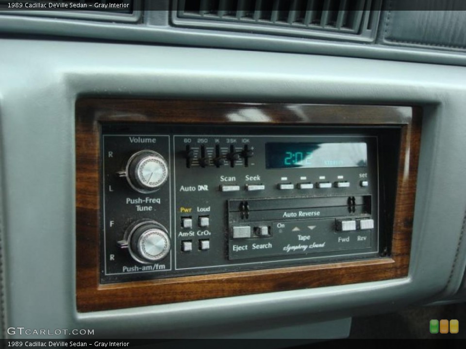 Gray Interior Controls for the 1989 Cadillac DeVille Sedan #47323007