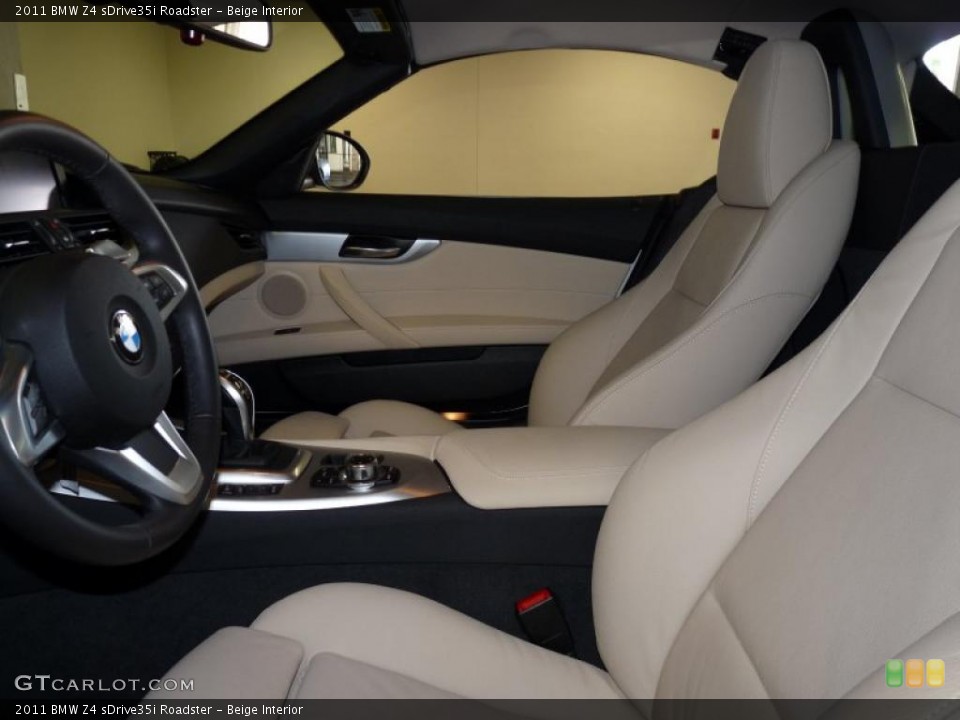 Beige Interior Photo for the 2011 BMW Z4 sDrive35i Roadster #47325032
