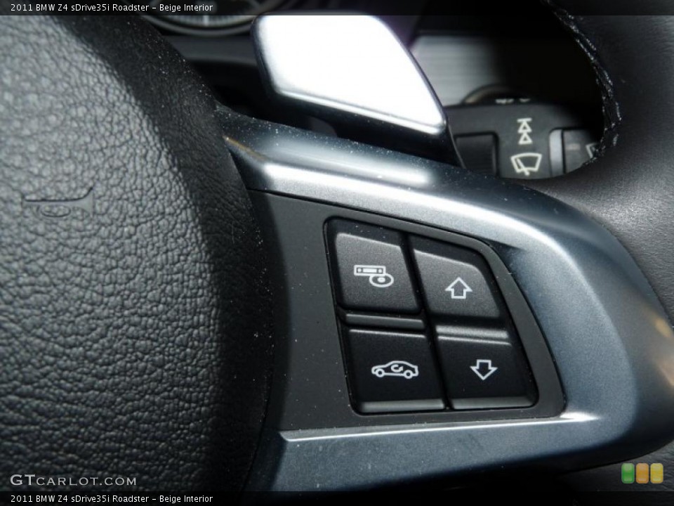 Beige Interior Controls for the 2011 BMW Z4 sDrive35i Roadster #47325251
