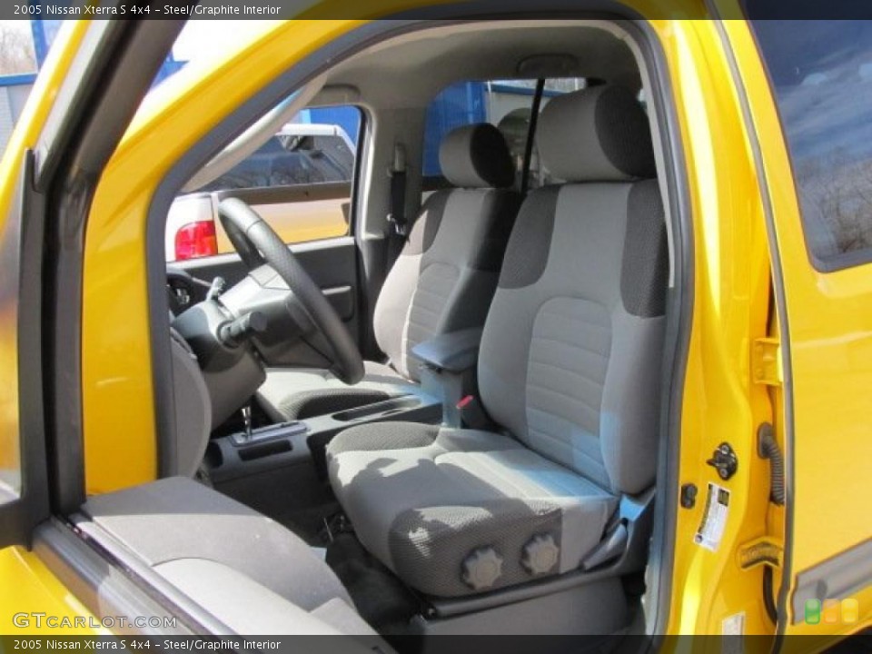 Steel/Graphite Interior Photo for the 2005 Nissan Xterra S 4x4 #47327025
