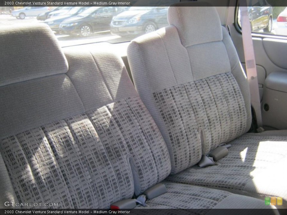Medium Gray Interior Photo for the 2003 Chevrolet Venture  #47328117
