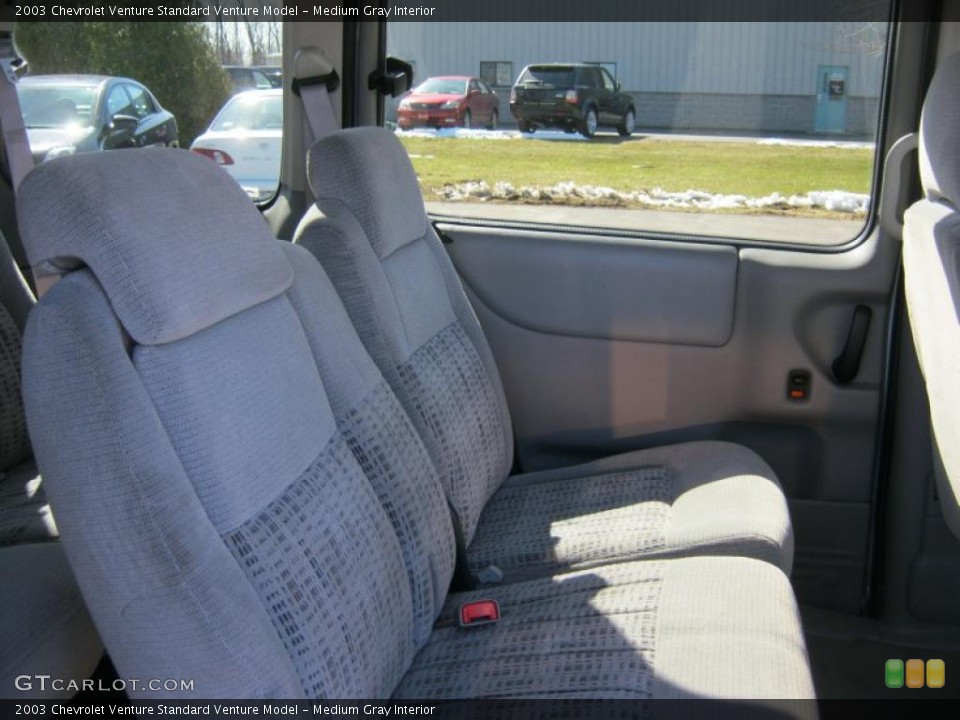 Medium Gray Interior Photo for the 2003 Chevrolet Venture  #47328132