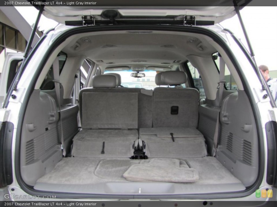 Light Gray Interior Trunk for the 2007 Chevrolet TrailBlazer LT 4x4 #47342696