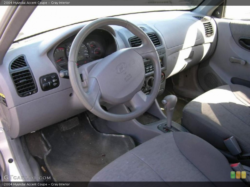Gray 2004 Hyundai Accent Interiors